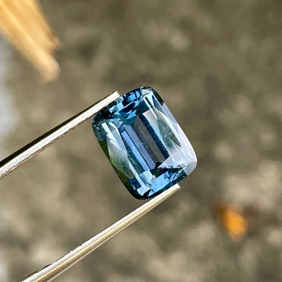 ID 112_405_1.D Blue-Grey Spinel · Fancy Cushion · 5.15 ct · Tanzania