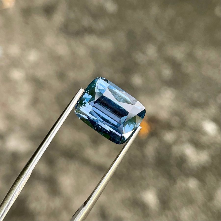 ID_112_405_4.D Blue-Grey Spinel · Fancy Cushion · 5.15 ct · Tanzania