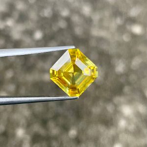 Yellow Sapphire · Asscher Cut · 5.17 ct · Sri Lanka