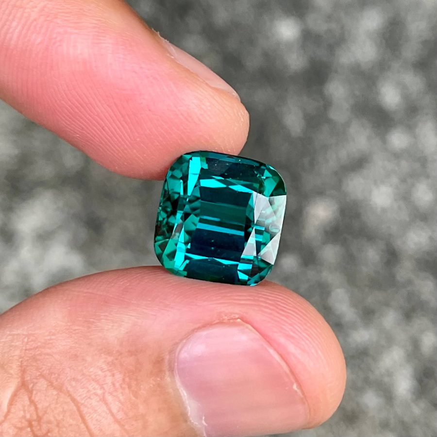 ID_122_403_3.D Greenish Blue Tourmaline · Cushion Cut · 8.35 ct · Afghanistan