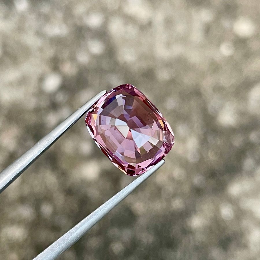 ID_127_400_3.C Purplish Pink Burmese Spinel · Fancy Cushion · 7.76 c