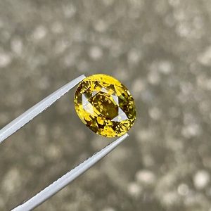 ID_129_407_2.C Yellow Chrysoberyl · Faceted Oval · 5.02 ct · Sri Lanka